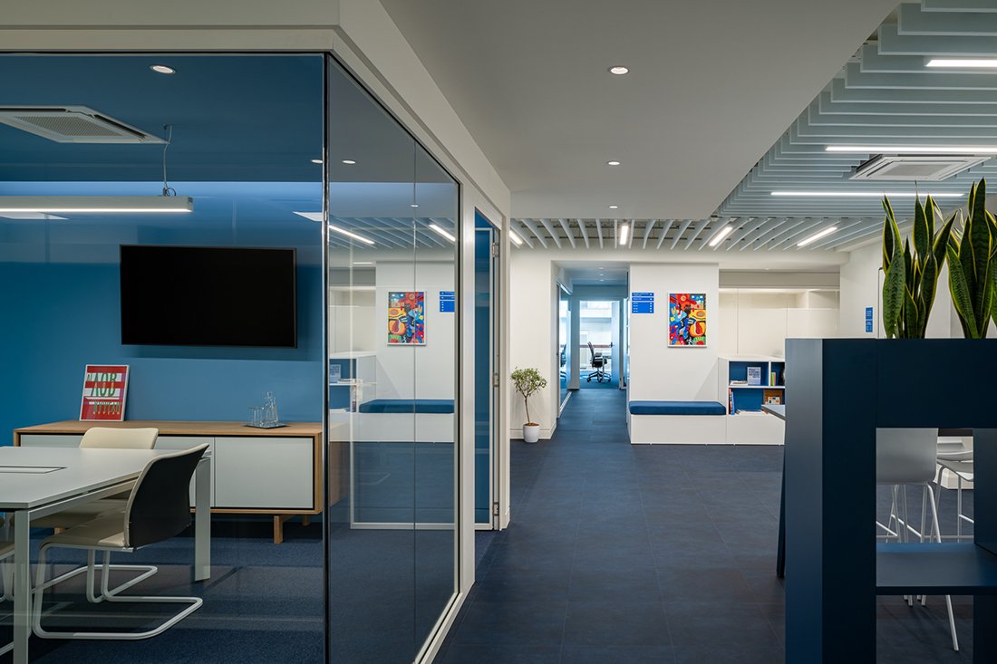 Skyway Offices Commercial – Greece | Presented by Global Estates®