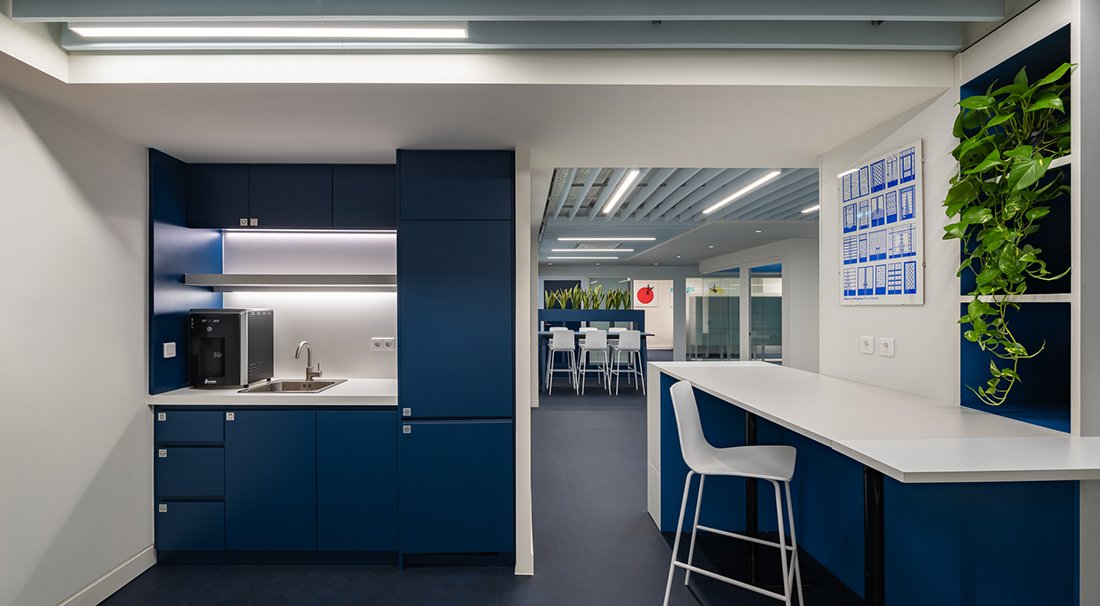 Skyway Offices Commercial – Greece | Presented by Global Estates®